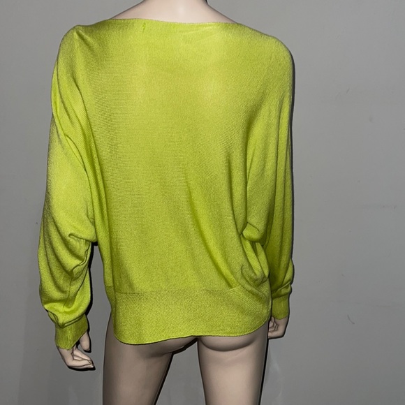 JS Millenium Lightweight Dolman Sleeve Knit Top - Picture 7 of 10